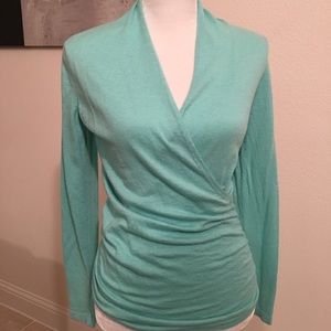 Mint long sleeve v-neck top